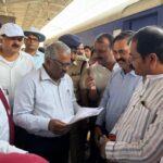 रेल्वे महाप्रबंधक से मिले विधायक इंद्र साव, भाटापारा स्टेशन में रेल यात्री सुविधा बढ़ाने सौंपा ज्ञापन
